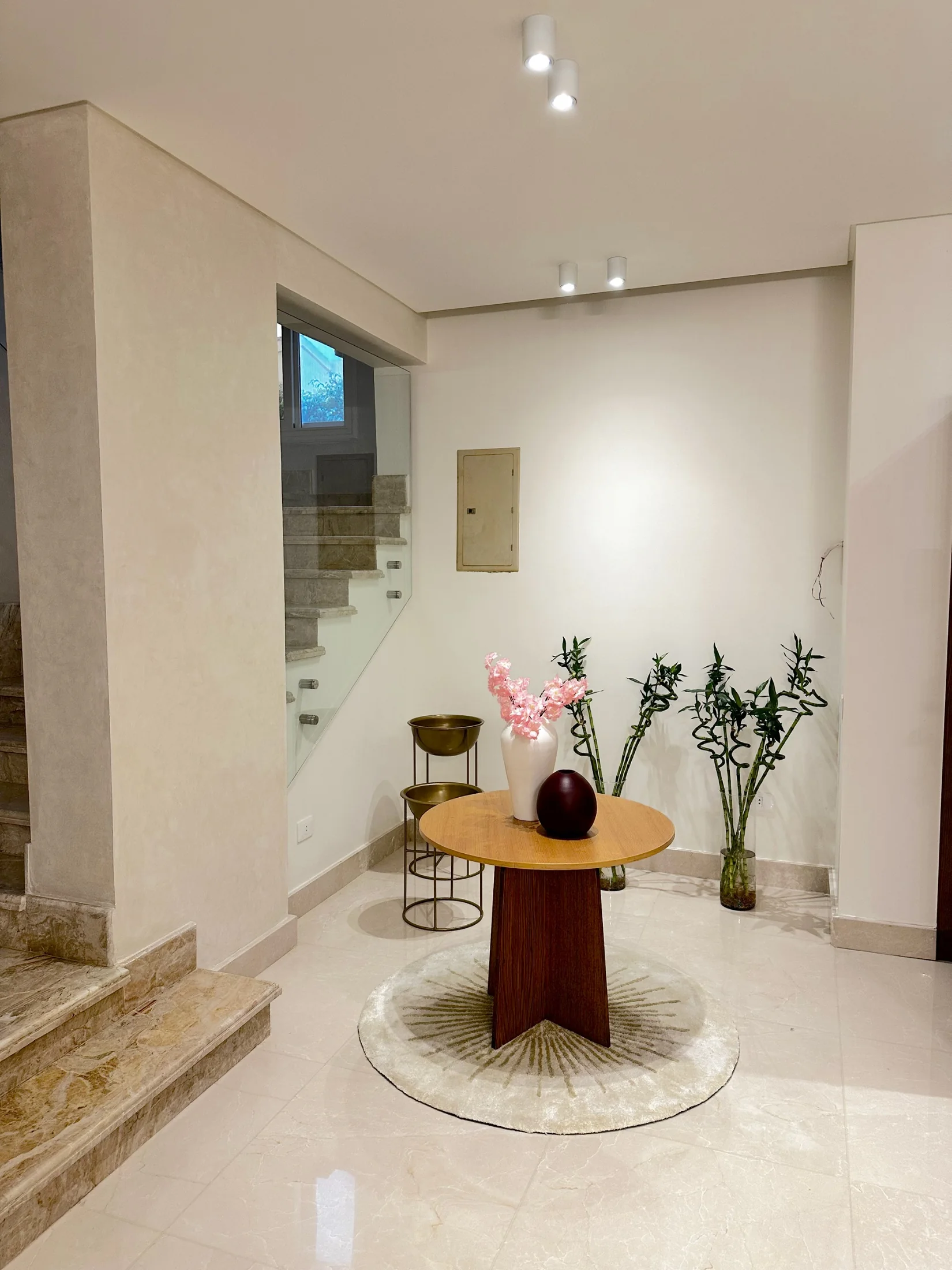 Entrance Corner 1